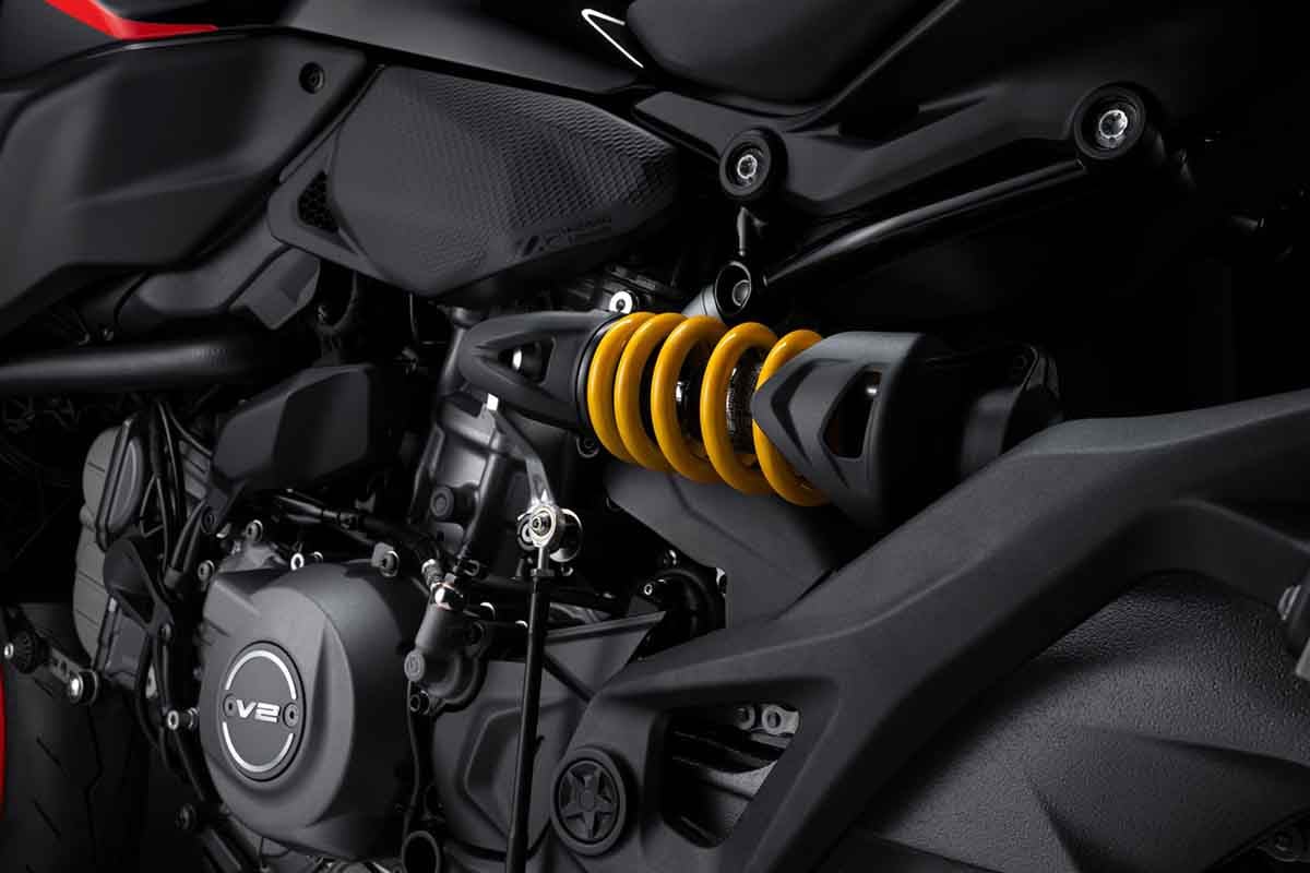 2026年7月に発売されたドゥカティ新型「モンスター」スポーツカラー