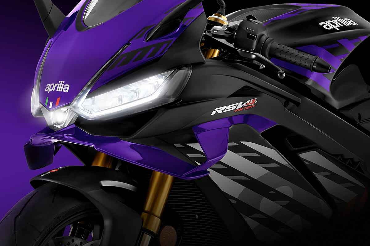 12台限定で日本に上陸したアプリリア新型「RSV4 Factory」