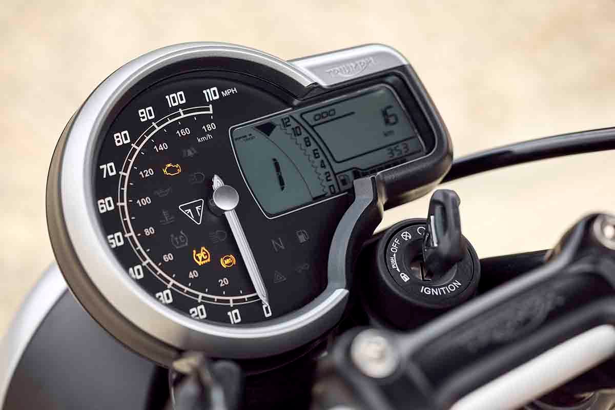トライアンフ「スピード400」