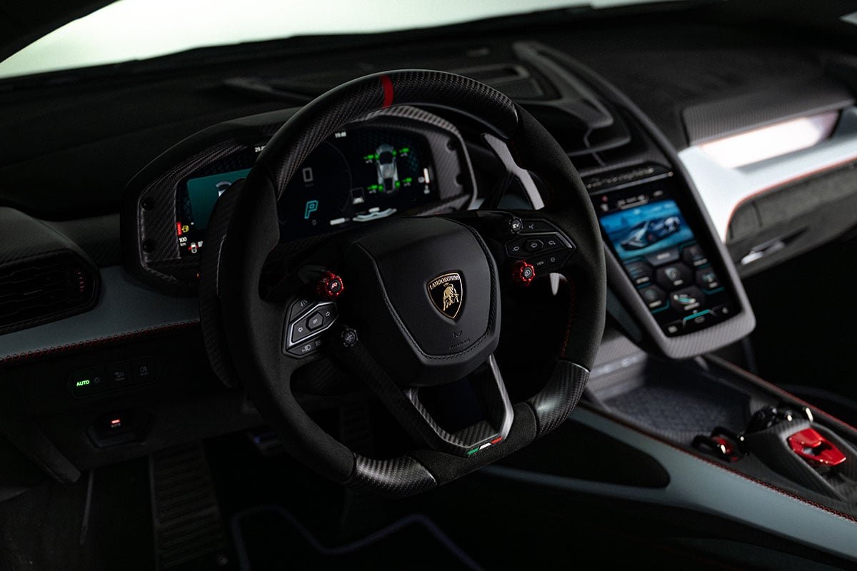 ランボルギーニ「レヴエルト SV」