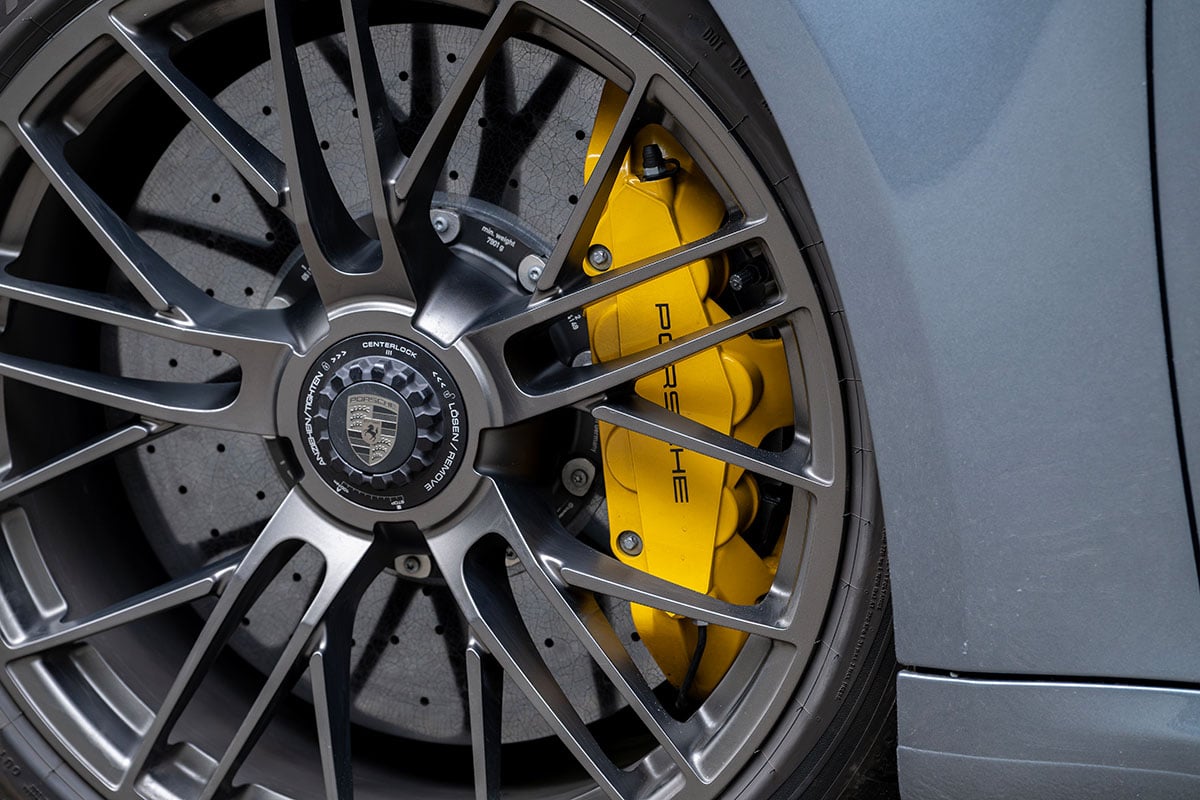 ポルシェ新型「911ターボS」