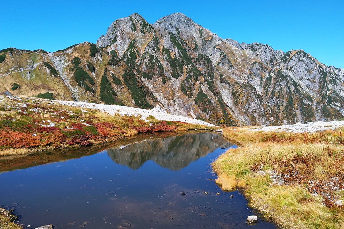 立山黒部アルペンルートの紅葉シーズンをお得に楽しめる「秋旅早割WEBきっぷ」が販売中