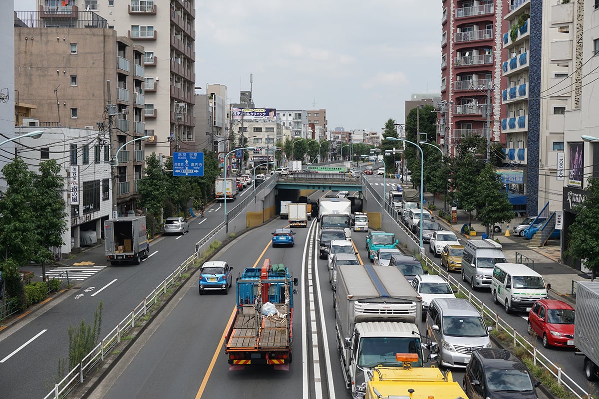 環七の外側を通る環八通りは大田区から北区までを半円を描くように南北へ通っている