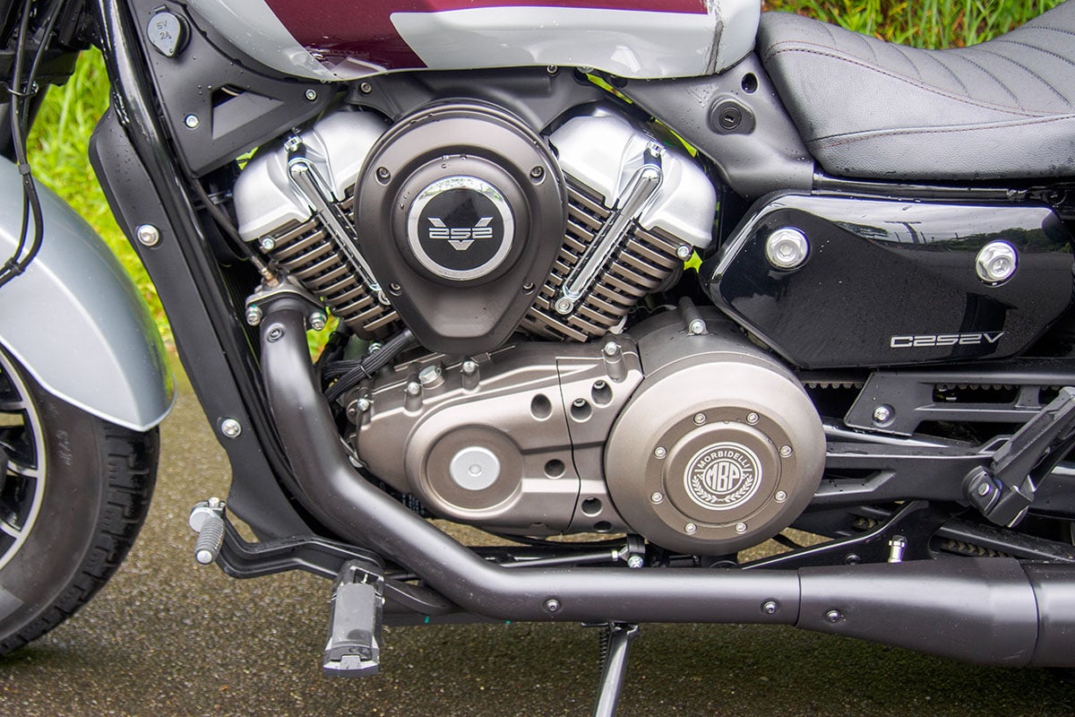 モルビデリ「C252V」