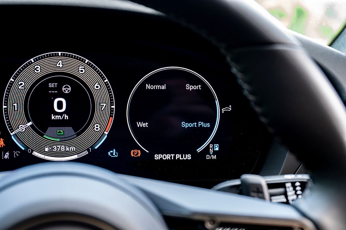 ポルシェ新型「911ターボS」