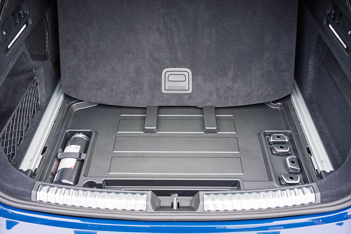 アウディ新型「A6アバント」