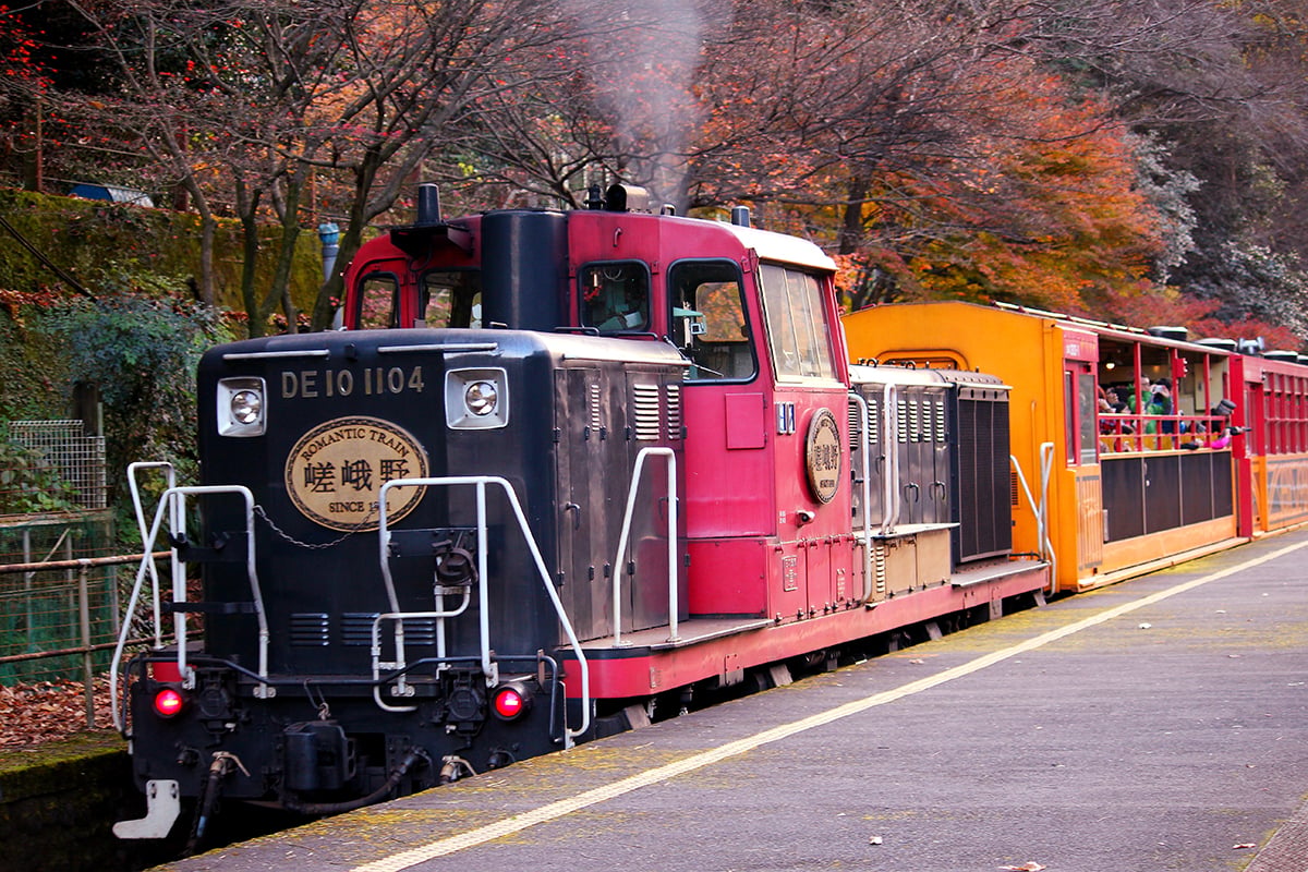 嵯峨野観光鉄道「嵯峨野トロッコ列車」
