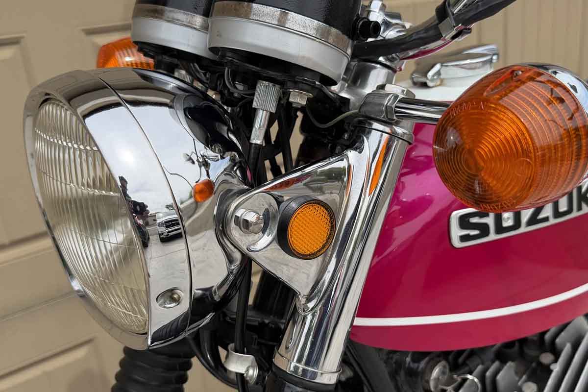 米国オークションに出品、落札された1971年式スズキ「T500」