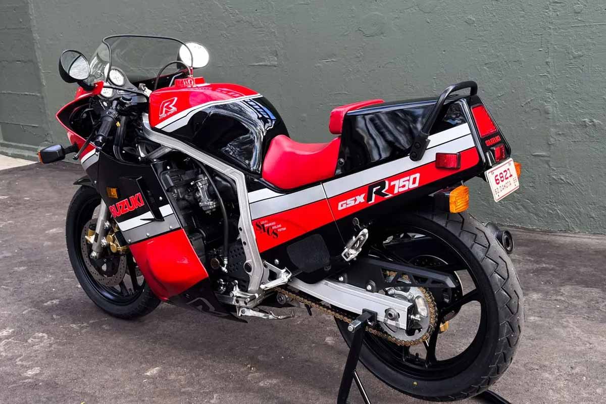 米国オンラインオークションに出品され落札された1986年式スズキ「GSX-R750」