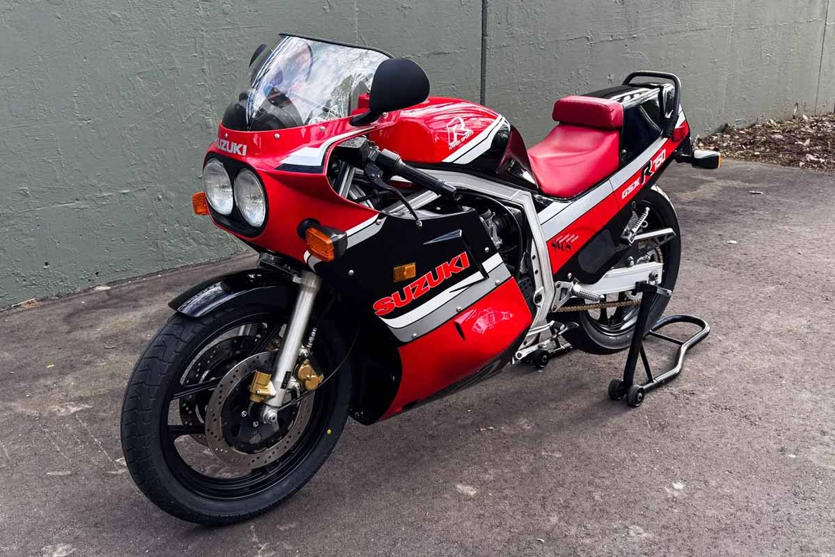米国オンラインオークションに出品され落札された1986年式スズキ「GSX-R750」