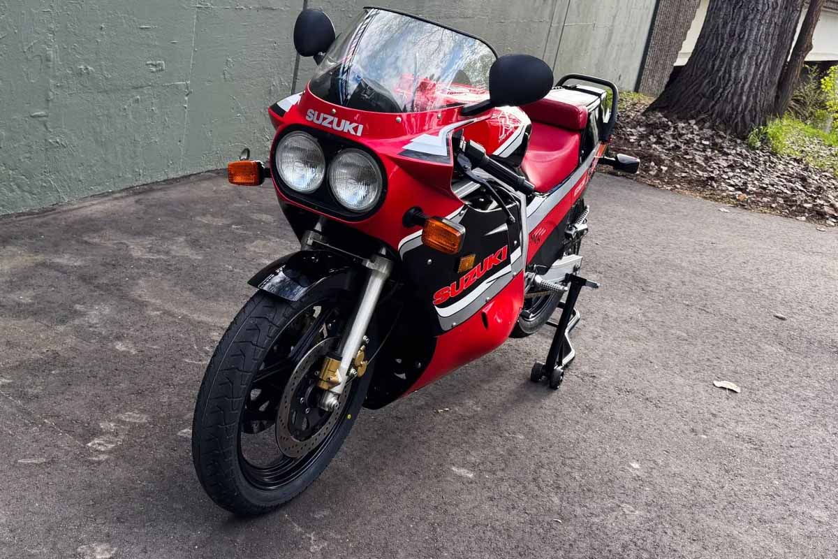 米国オンラインオークションに出品され落札された1986年式スズキ「GSX-R750」