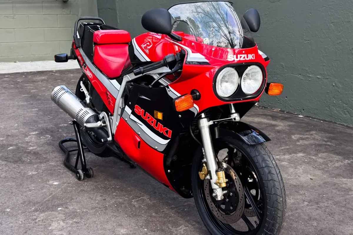 米国オンラインオークションに出品され落札された1986年式スズキ「GSX-R750」