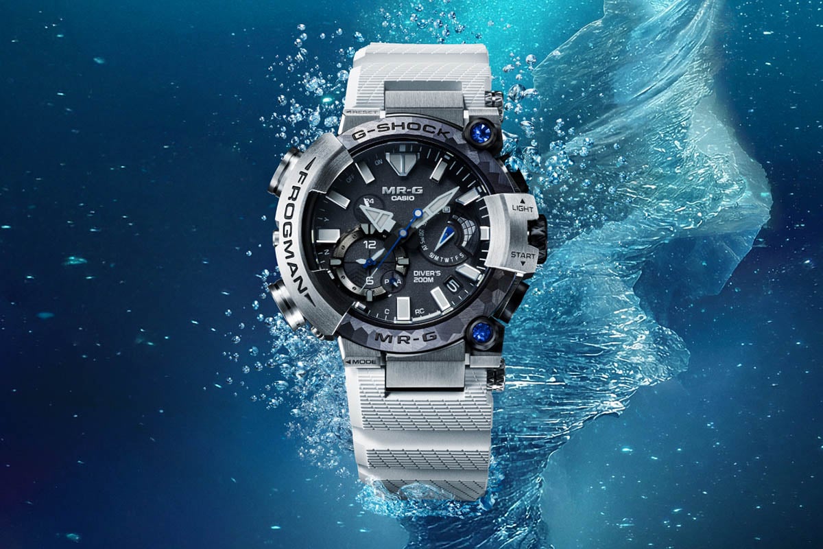 「FROGMAN(フロッグマン) MRG-BF1000EB」/最高峰のG-SHOCK「MR-G」30周年記念モデル。海中で発生するつらら「ブライニクル」をコンセプトに、ベゼルに美しいファセットカットが施される。121万円(消費税込)。限定800本。