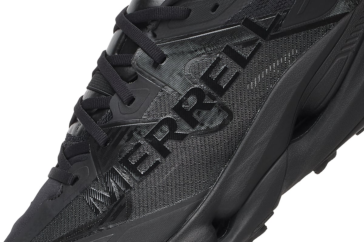 MTL SpeedARC Peak（BLACK）：3万5200円