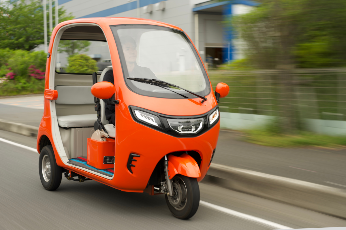 普通自動車免許(AT限定)で運転可能な新型トライク「GOAT180」