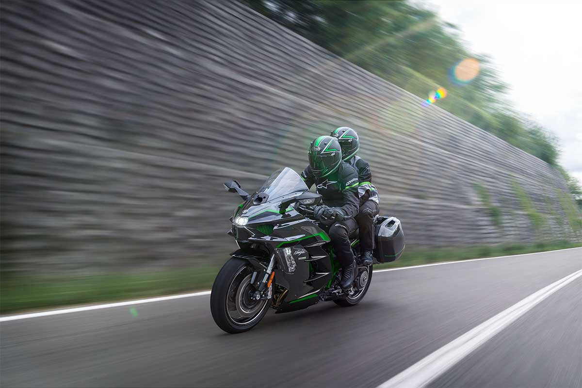 カワサキ「Ninja H2 SX SE」の2027年モデル