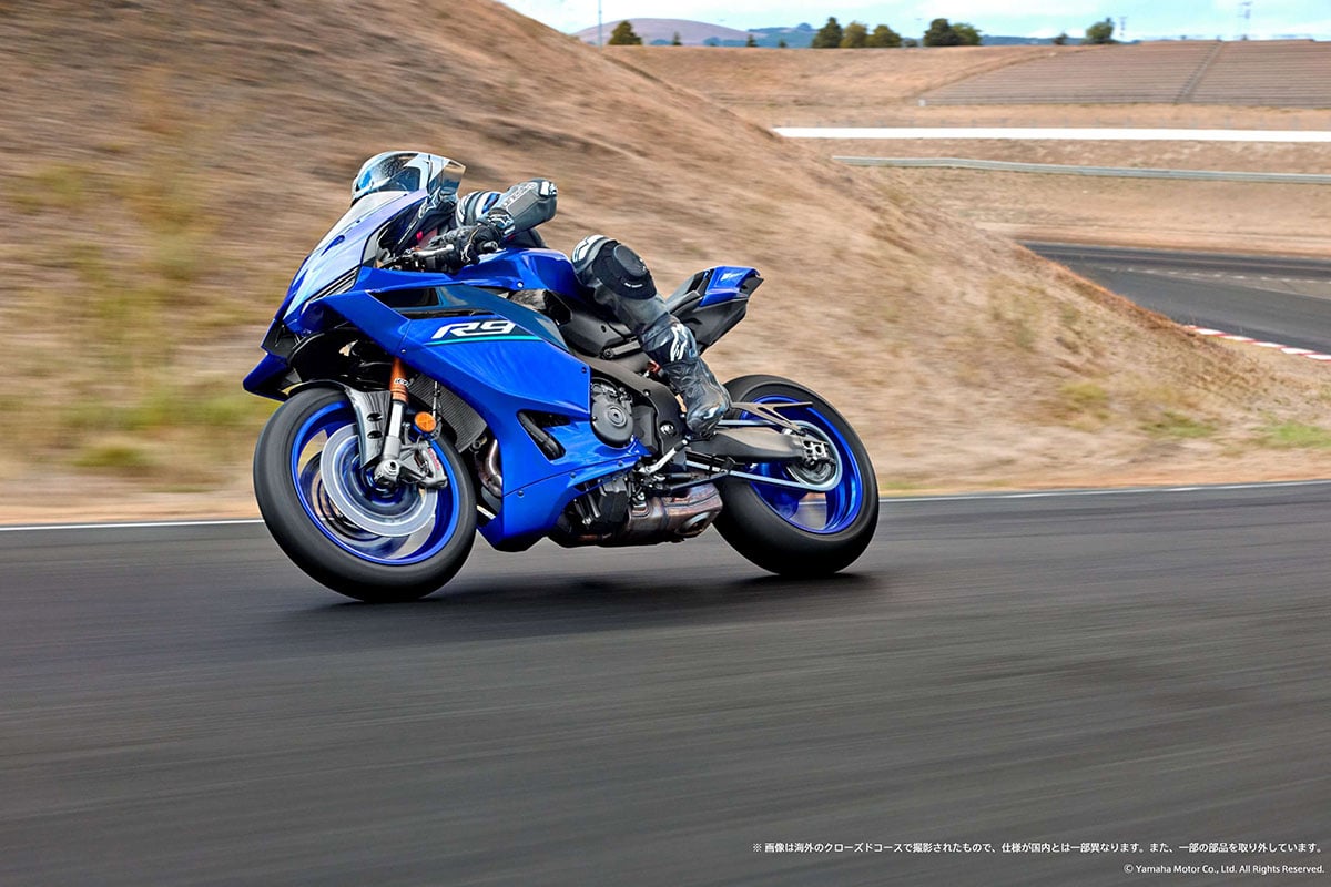 ヤマハ「YZF-R9」の2027年モデル