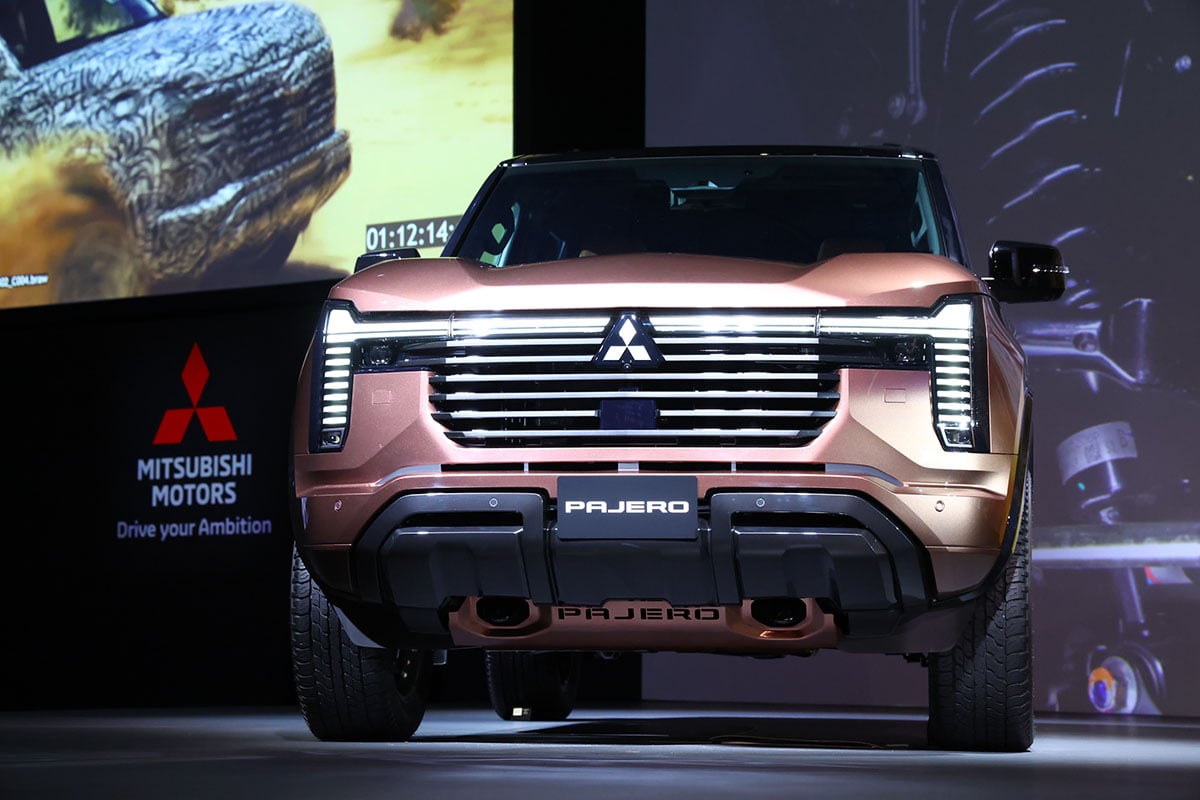 三菱新型「パジェロ」