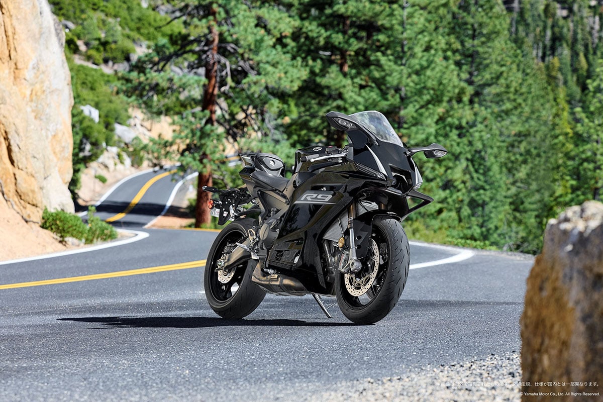 ヤマハ「YZF-R9」の2027年モデル