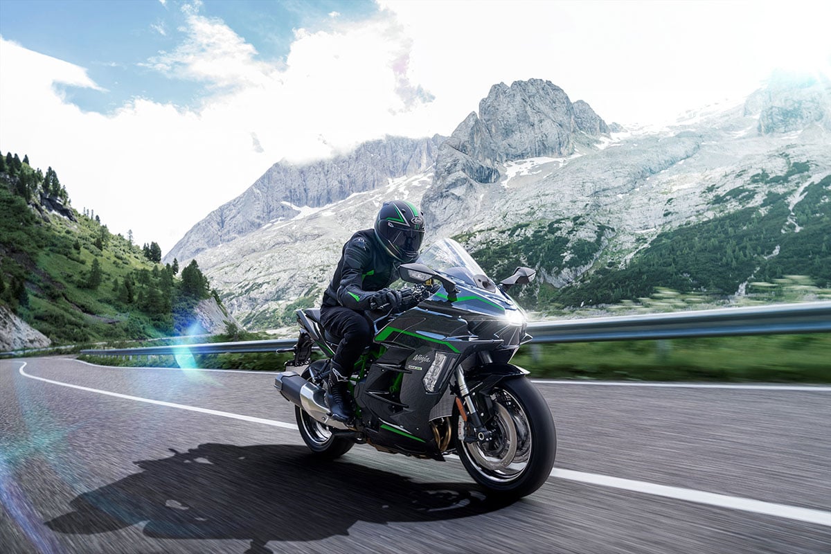 カワサキ「Ninja H2 SX SE」の2027年モデル