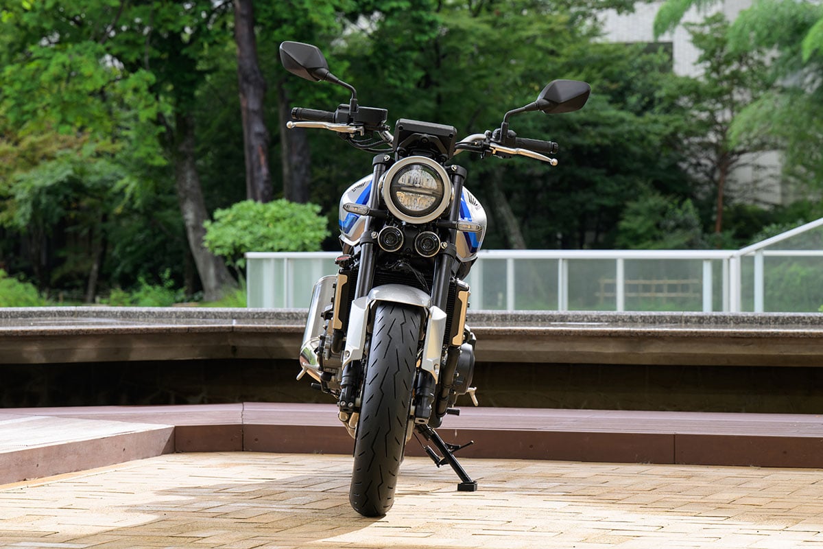 ホンダ新型「CB400スーパーフォア Eクラッチ」