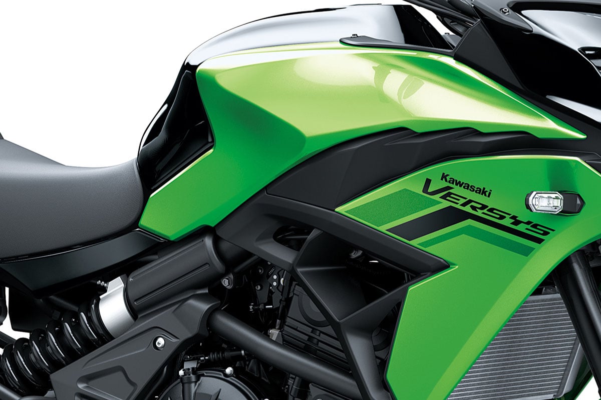 カワサキ「VERSYS 650」の2027年モデル