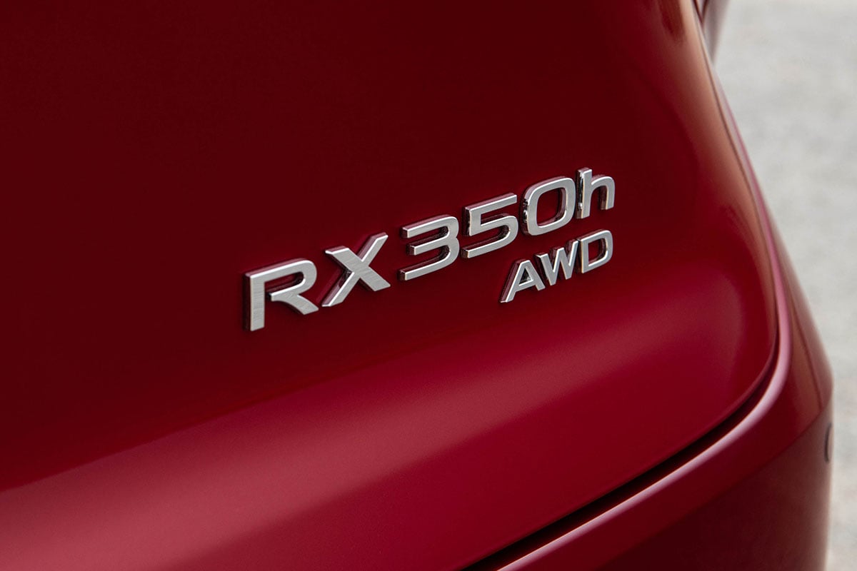 米国レクサスが発表した「RX」の2027年モデル