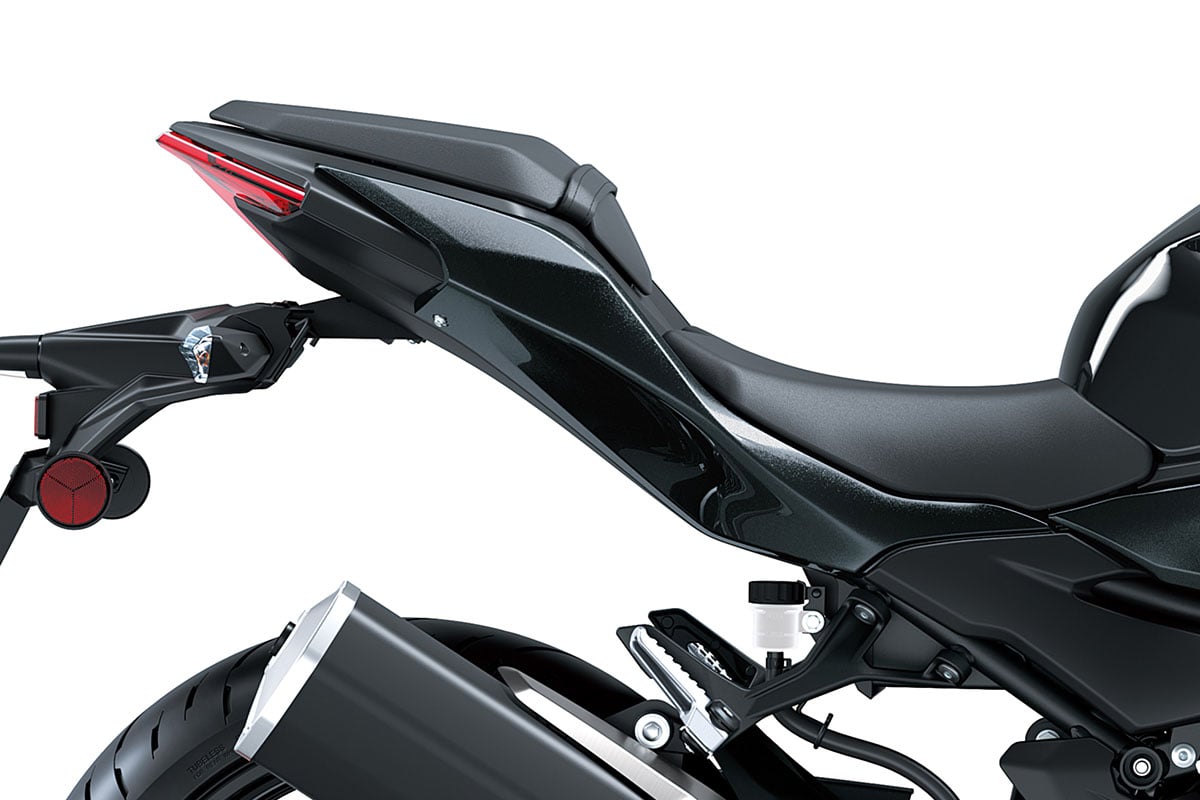 カワサキ「Z500」の2027年モデル