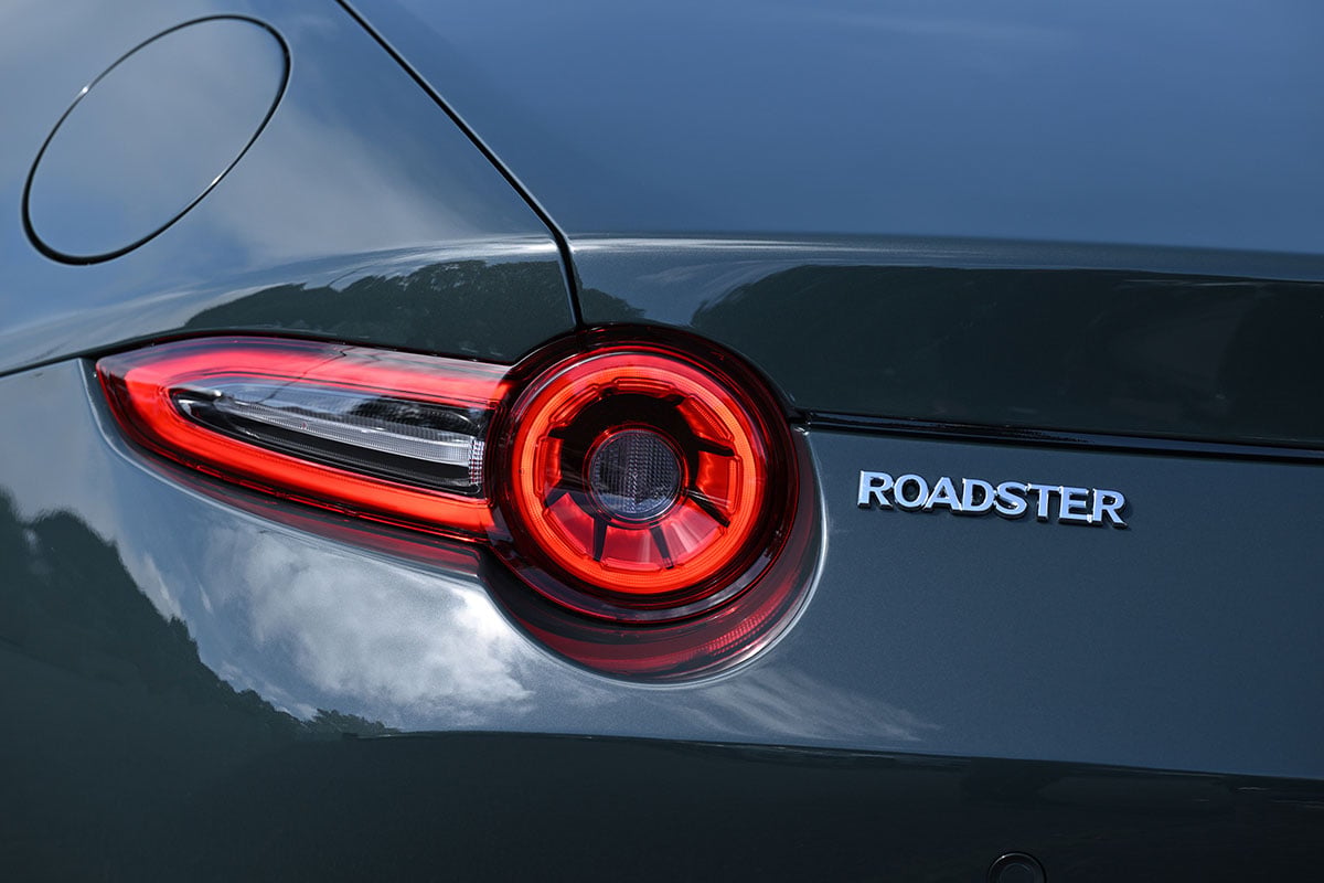 マツダ新型「ロードスター PS」