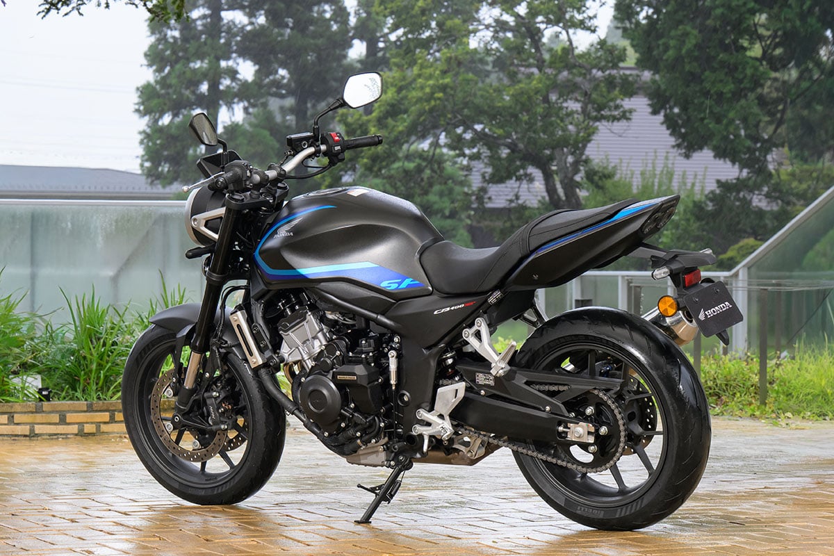 ホンダ新型「CB400スーパーフォア Eクラッチ」