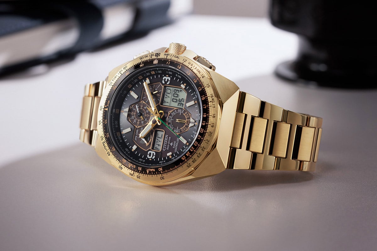 1976年当時のクラシックカーに着想を得たLANDシリーズの「TSUNO CHRONO」