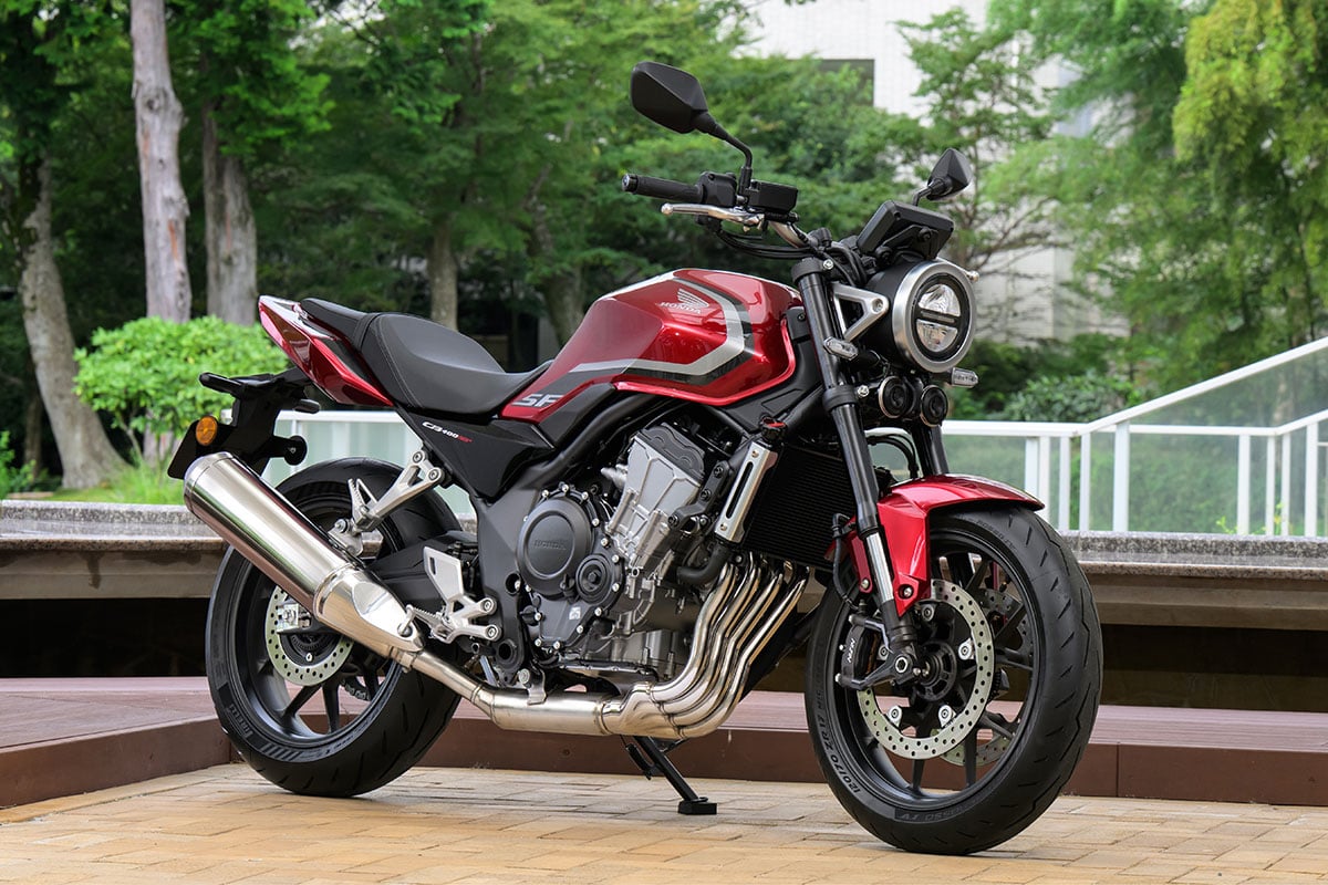 ホンダ新型「CB400スーパーフォア Eクラッチ」