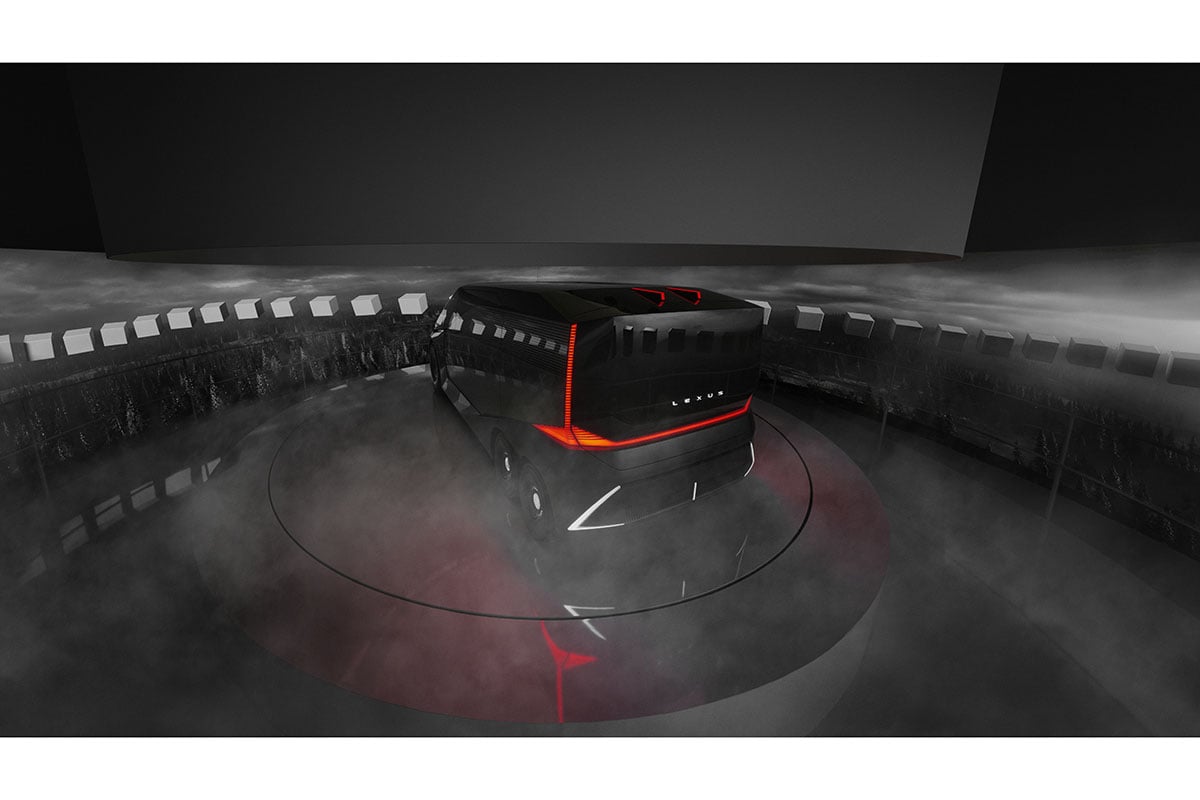 360度映像によって未来の移動空間を表現したレクサス「SPACE」
