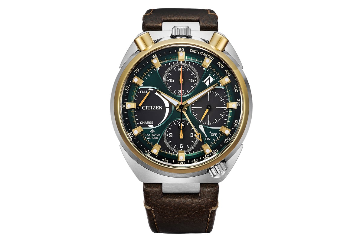 機械式クロノグラフのような“瞬間帰零⽅式”をクオーツで実現した、Eco-Drive Caliber E210を搭載