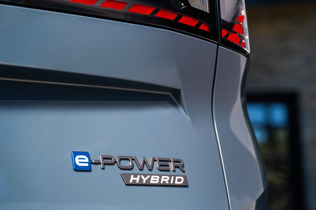 日産新型「ローグ ハイブリッド」