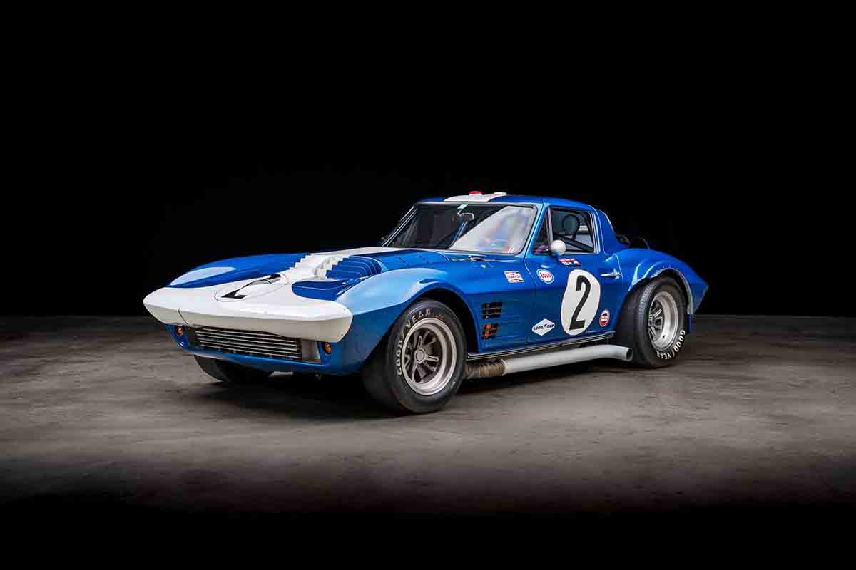 1870万5000ドルという高値で落札された1963年式シボレー「コルベット グランスポーツ」Genau AutoWorks Ingo Sch Moldt(c)2026 Courtesy of RM Sotheby's