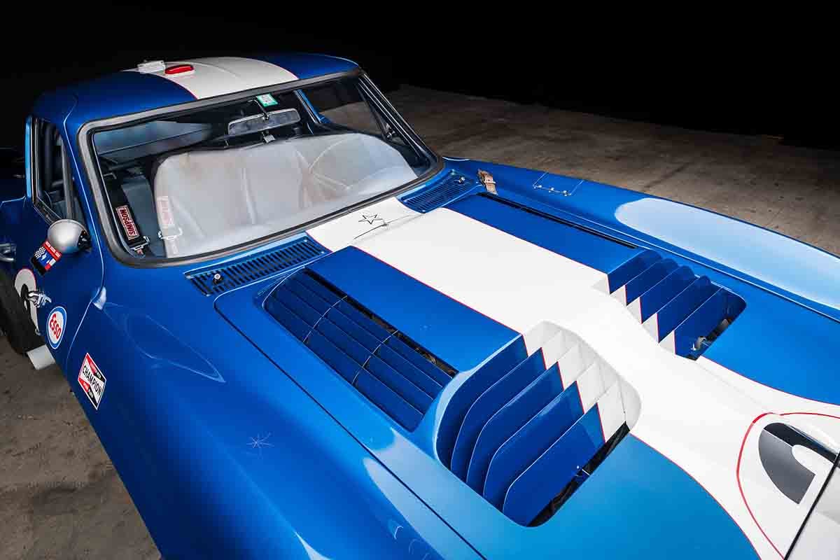 1870万5000ドルという高値で落札された1963年式シボレー「コルベット グランスポーツ」Genau AutoWorks Ingo Sch Moldt(c)2026 Courtesy of RM Sotheby's