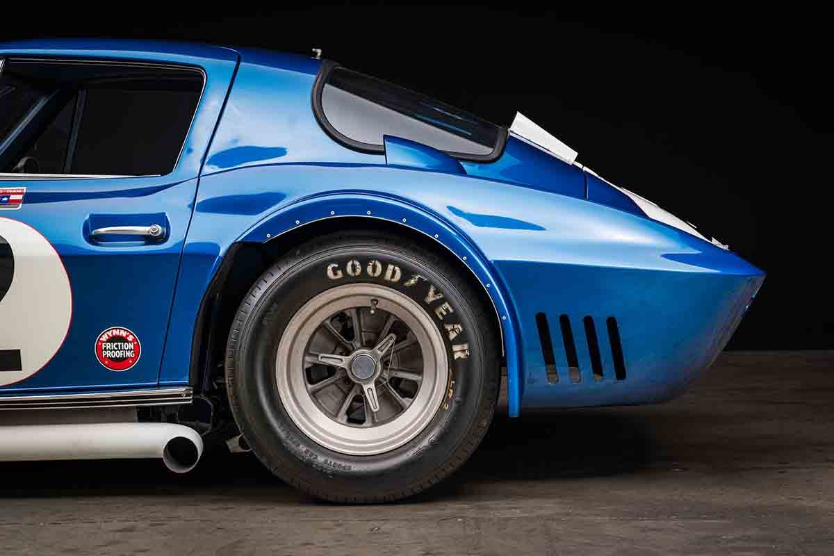 1870万5000ドルという高値で落札された1963年式シボレー「コルベット グランスポーツ」Genau AutoWorks Ingo Sch Moldt(c)2026 Courtesy of RM Sotheby's