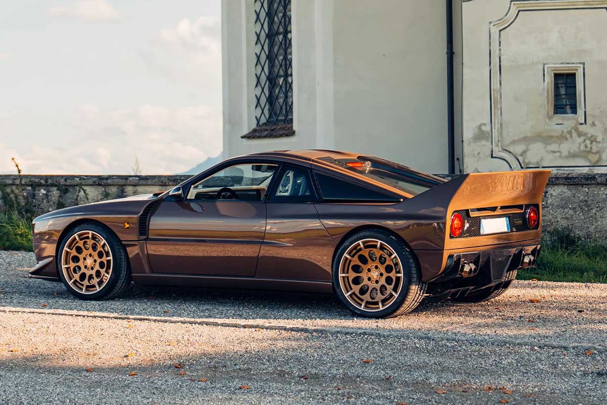 1976年式ランチア「037」をベースに再構築された2025年式「キメーラEVO37」(c)2026 BROAD ARROW Auctions