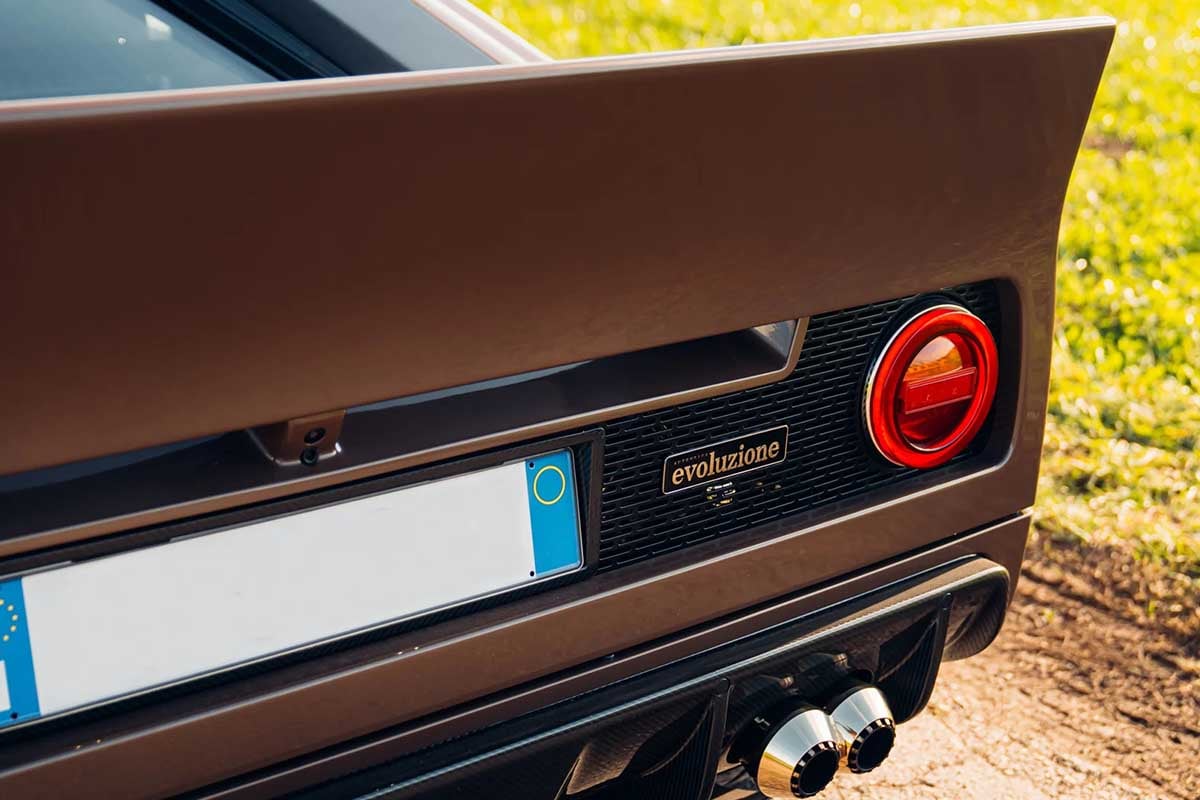 1976年式ランチア「037」をベースに再構築された2025年式「キメーラEVO37」(c)2026 BROAD ARROW Auctions