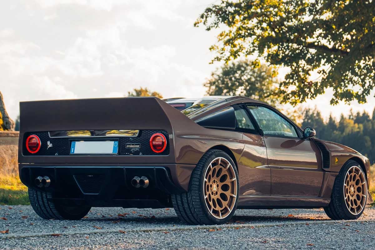 1976年式ランチア「037」をベースに再構築された2025年式「キメーラEVO37」(c)2026 BROAD ARROW Auctions