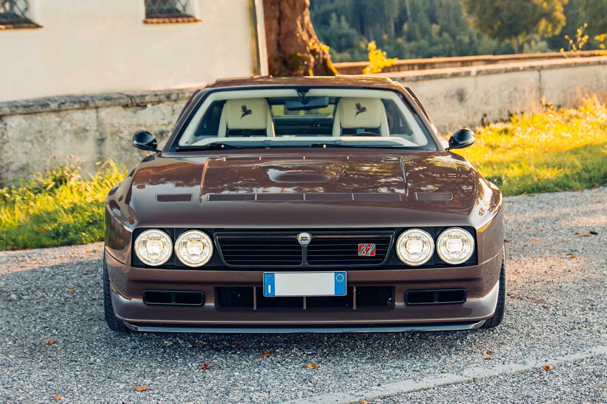 1976年式ランチア「037」をベースに再構築された2025年式「キメーラEVO37」(c)2026 BROAD ARROW Auctions