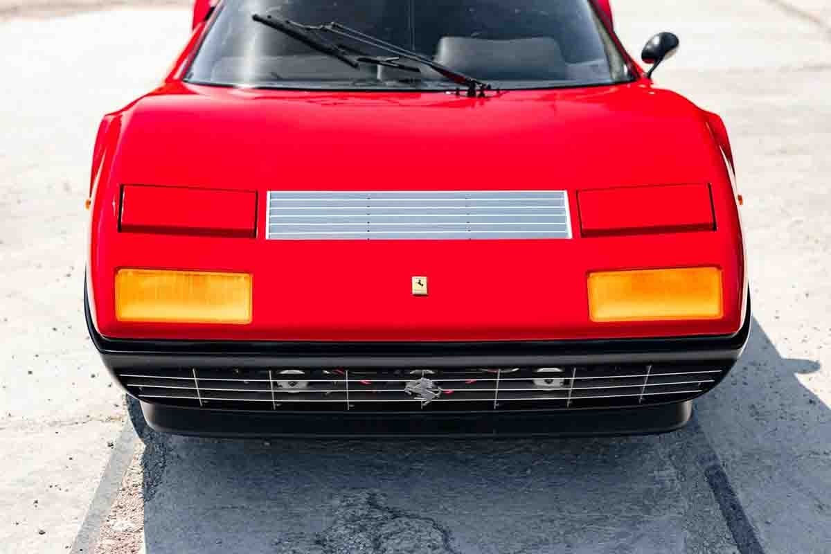 2026年10月に開催されるオークションに出品される1981年式フェラーリ「512BB:(c)2026 BROAD ARROW Auctions