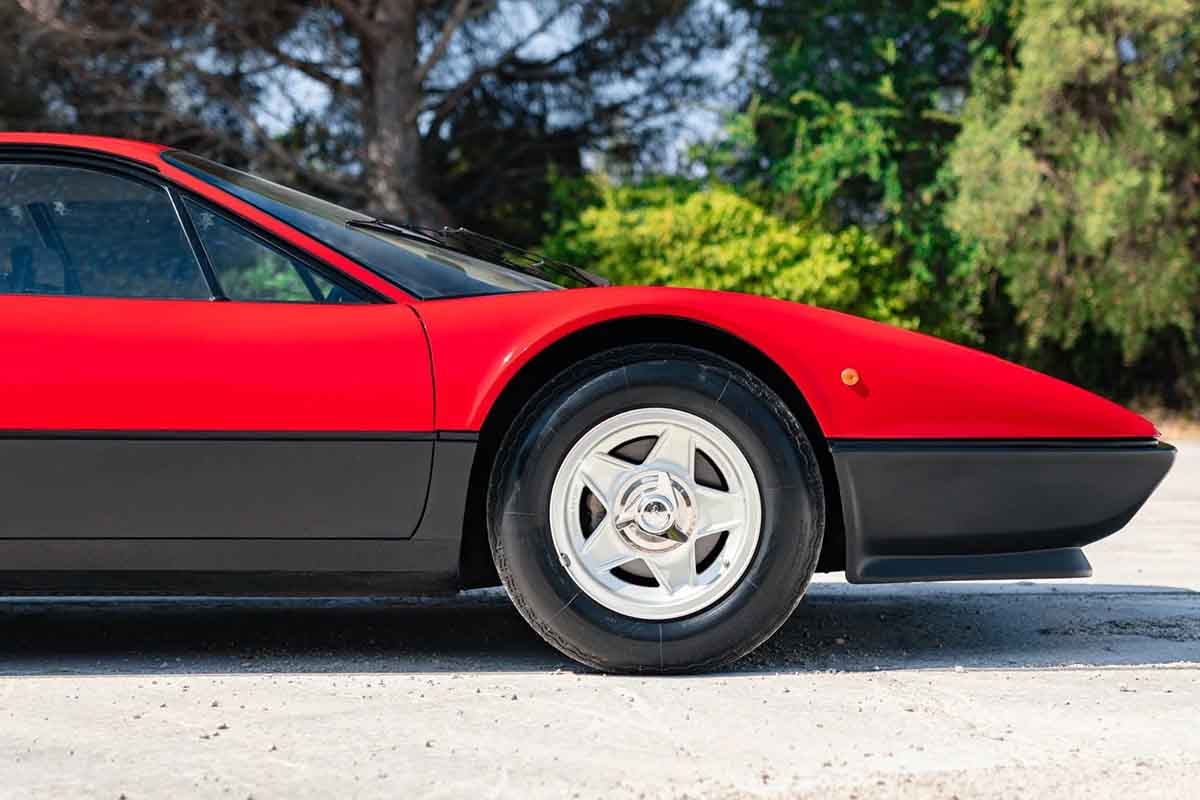 走行距離851km！の1981年式フェラーリ「512BB」(c)2026 BROAD ARROW Auctions