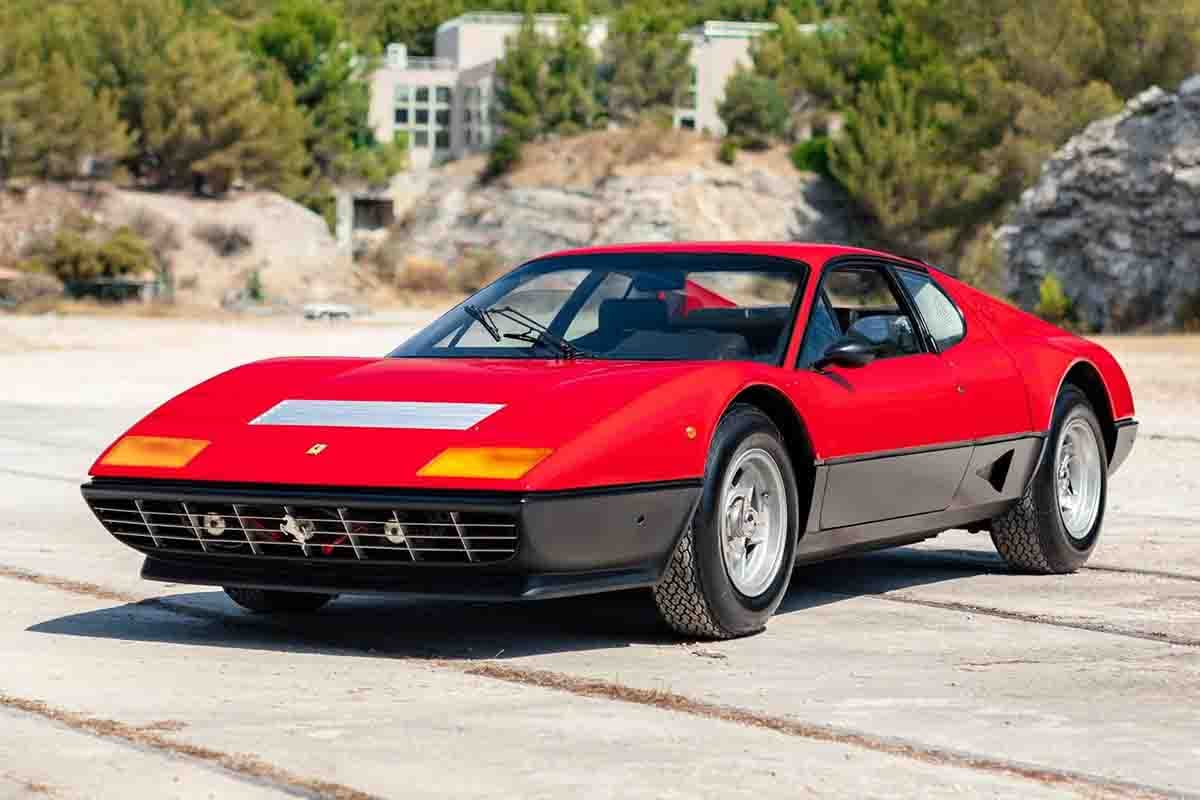2026年10月に開催されるオークションに出品される1981年式フェラーリ「512BB:(c)2026 BROAD ARROW Auctions