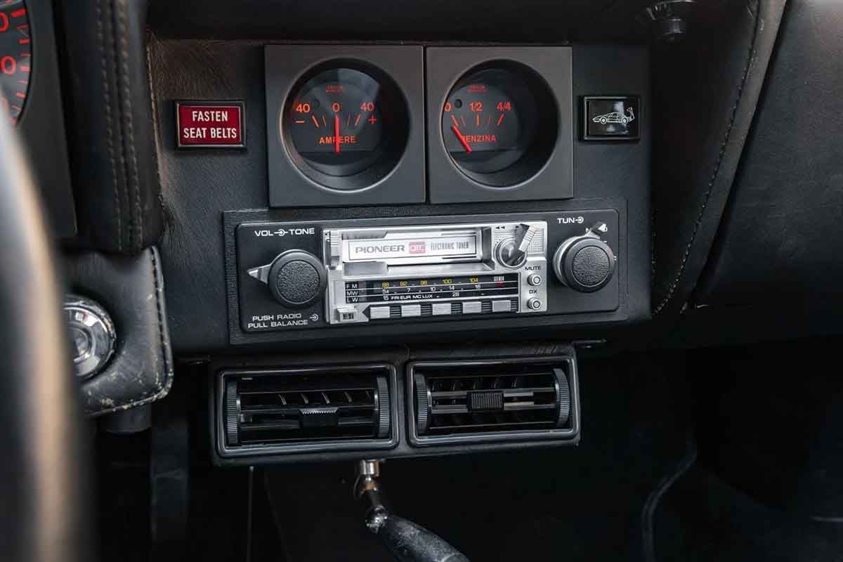 走行距離851km！の1981年式フェラーリ「512BB」(c)2026 BROAD ARROW Auctions