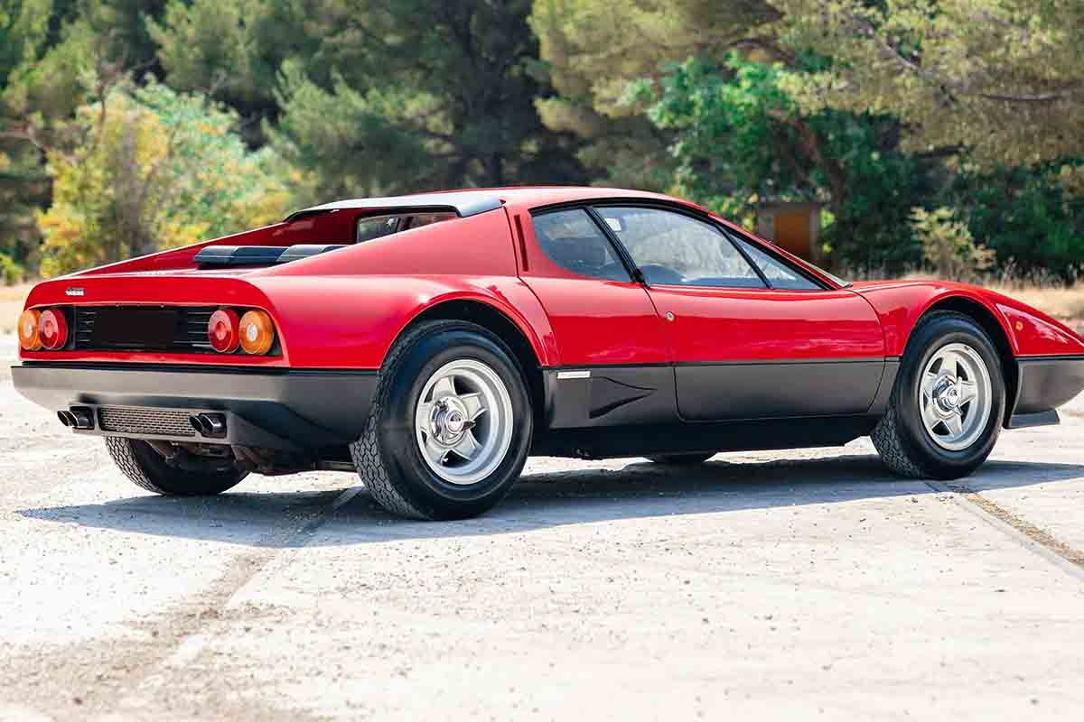 2026年10月に開催されるオークションに出品される1981年式フェラーリ「512BB:(c)2026 BROAD ARROW Auctions