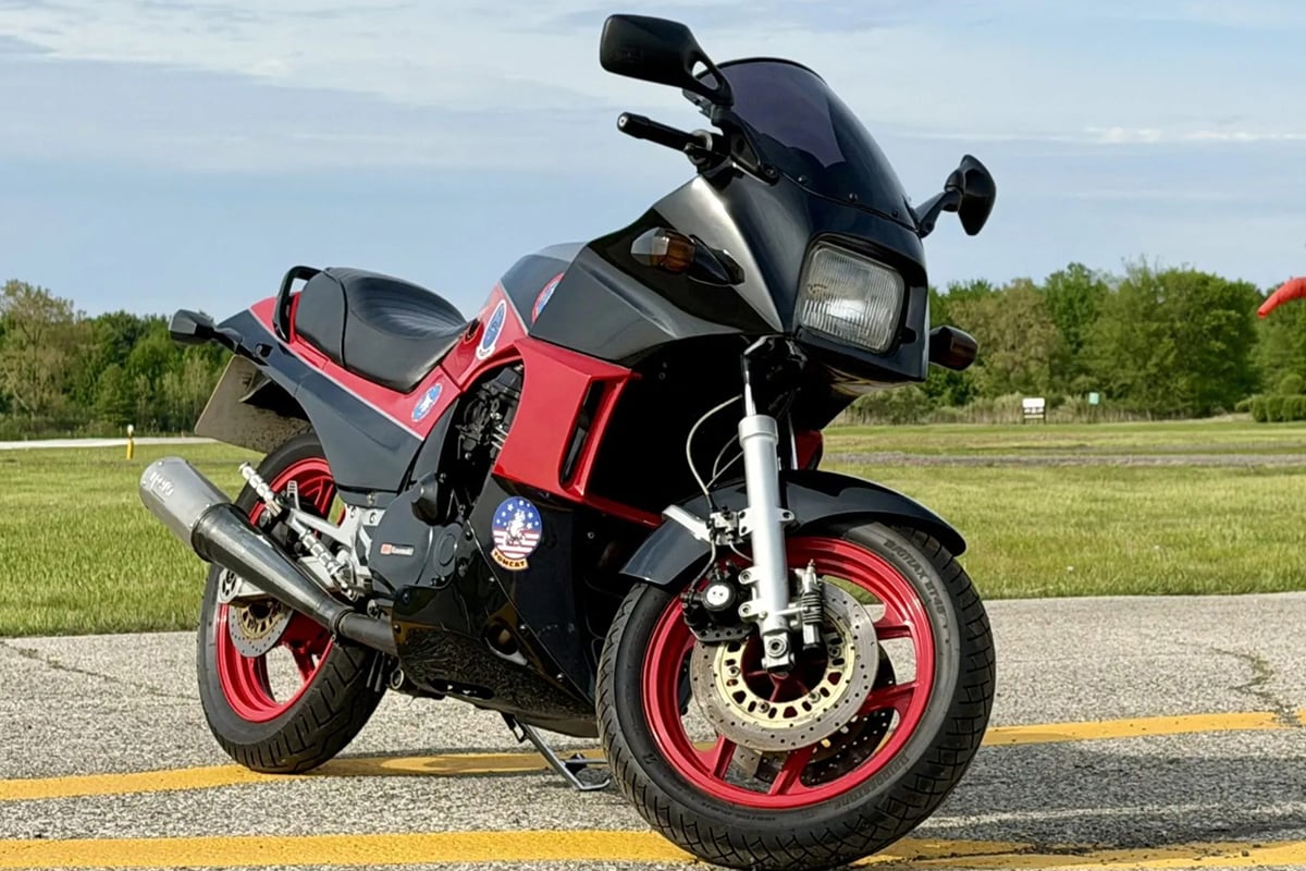 米国オンラインオークションに出品、落札された1986年式カワサキ「GPZ900R」