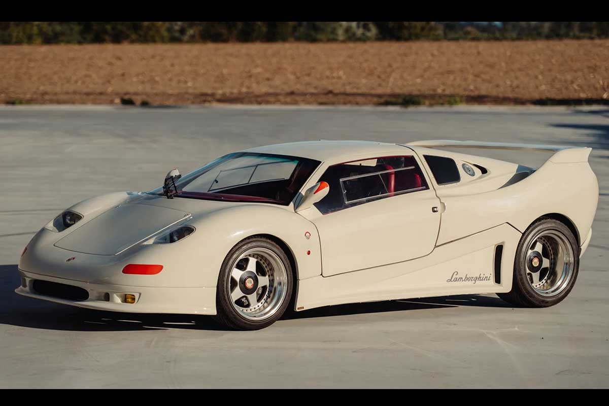 オークションに出品される1990年式MCA「Centenaire（サンテナール）」(c)2026 BROAD ARROW Auctions
