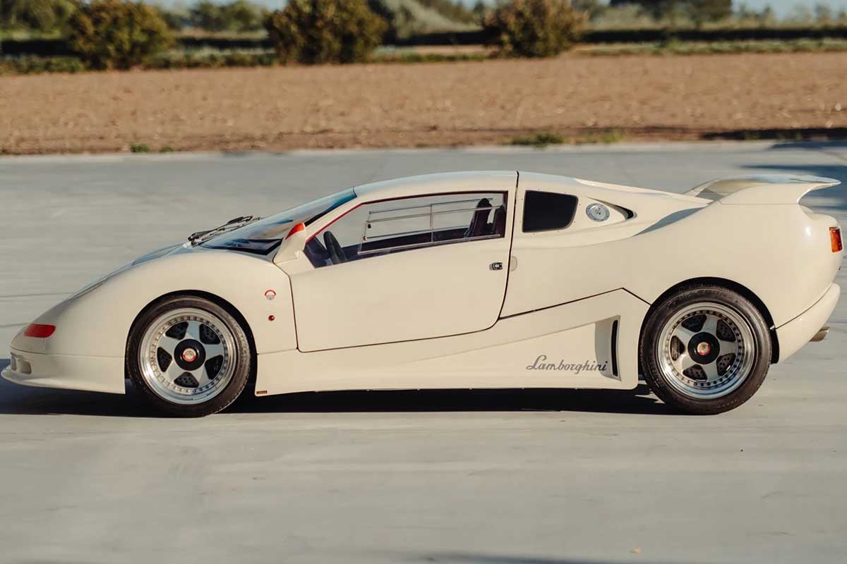 オークションに出品される1990年式MCA「Centenaire（サンテナール）」(c)2026 BROAD ARROW Auctions
